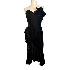 Vintage 80s TD4 by Eletra Black Velvet Formal Dress 11/12 Asymmetrical USA Vamp